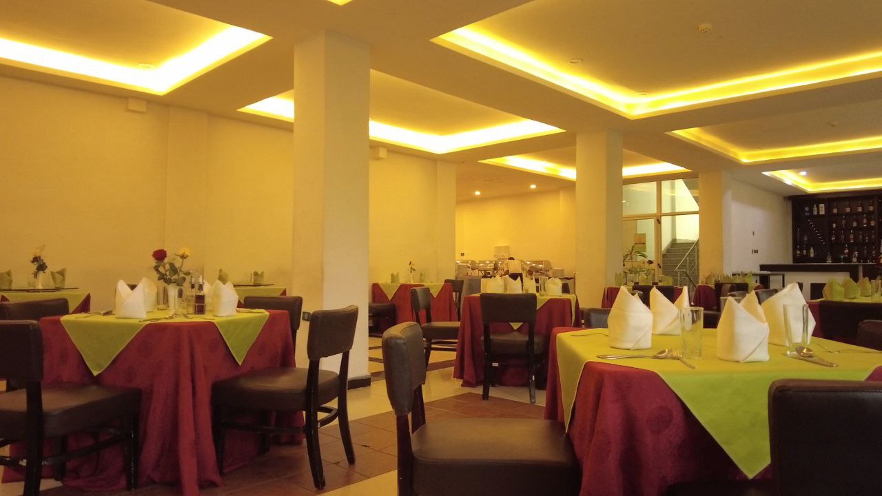 Restaurant 2