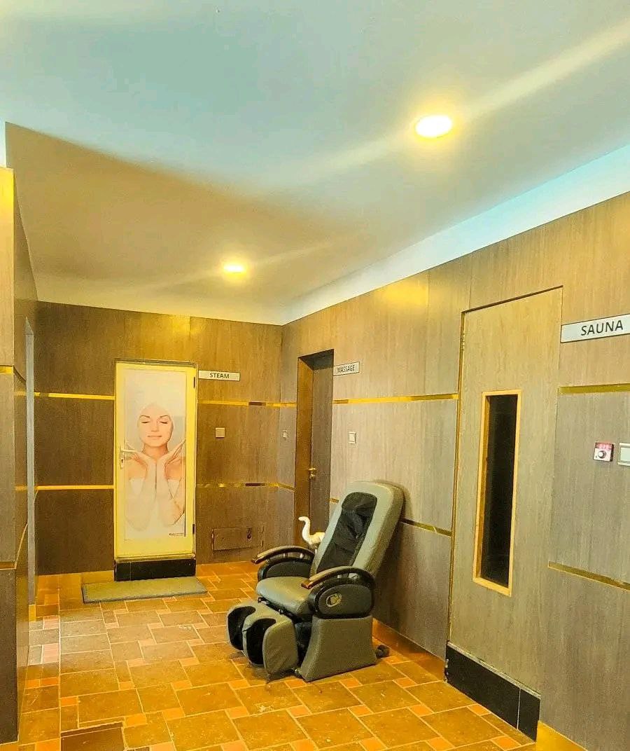 Steam & Sauna