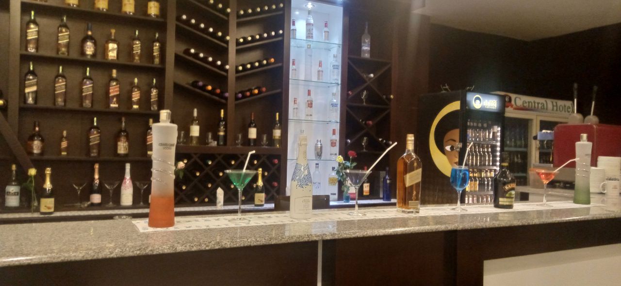 Bar
